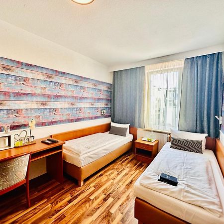 Hotel Condor Hamburg Bagian luar foto