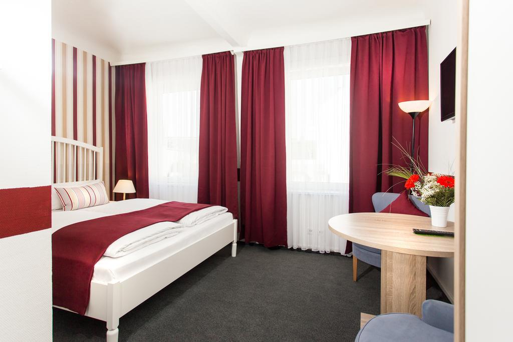 Hotel Condor Hamburg Bagian luar foto