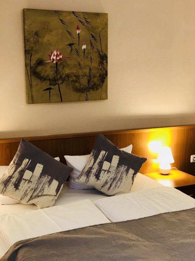 Hotel Condor Hamburg Bagian luar foto