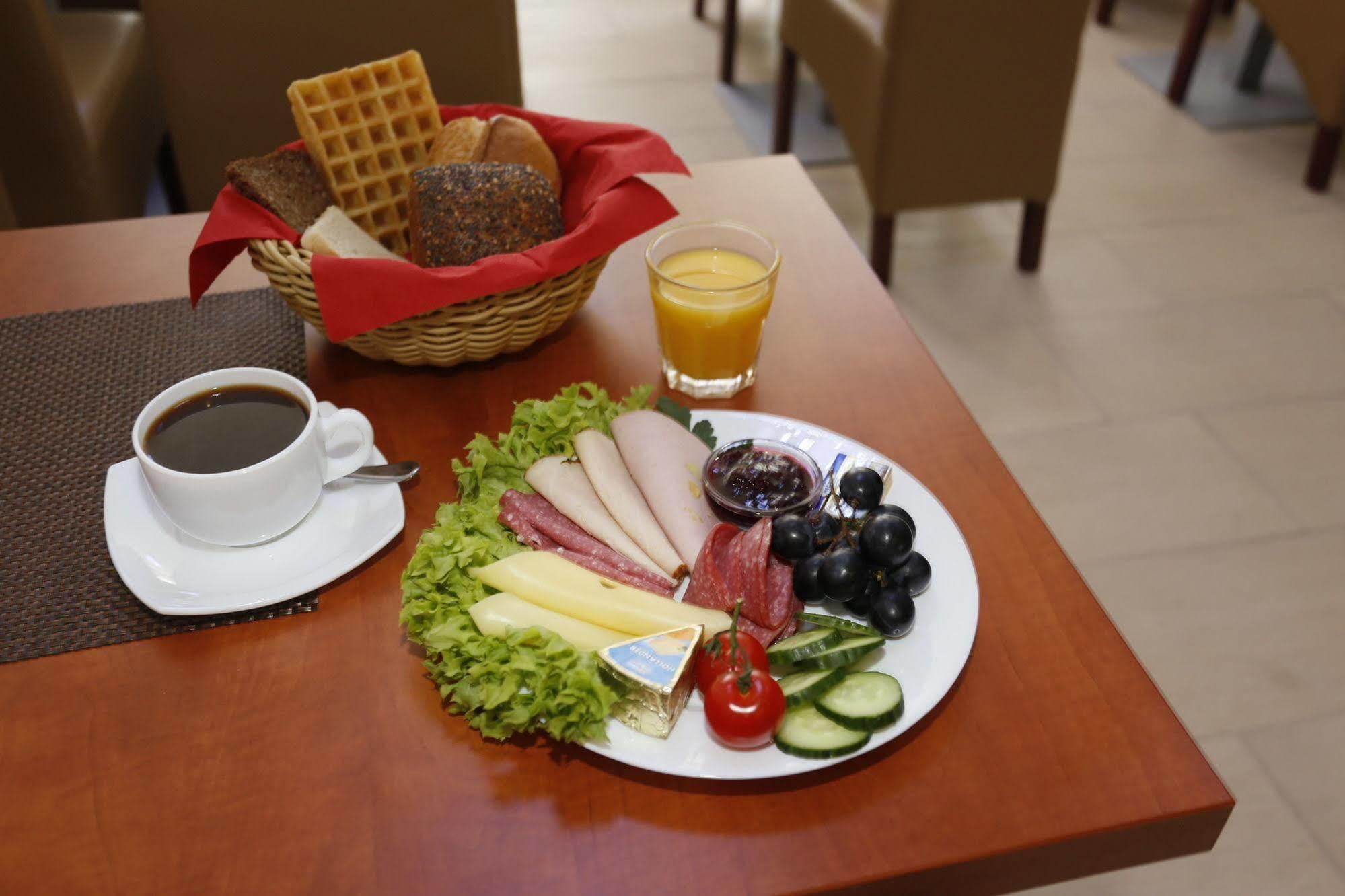Hotel Condor Hamburg Bagian luar foto