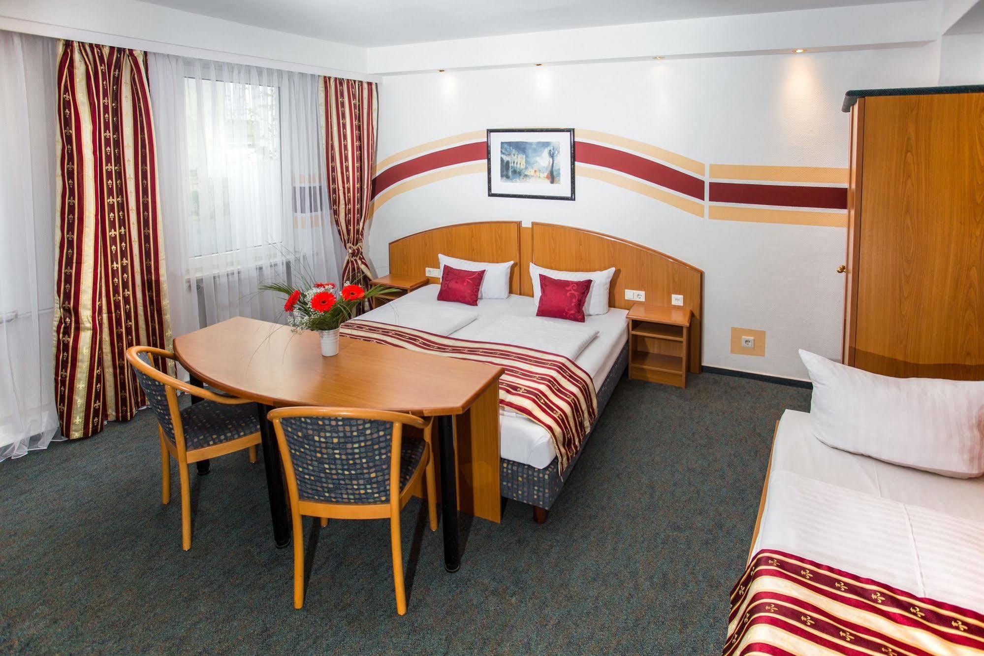Hotel Condor Hamburg Bagian luar foto