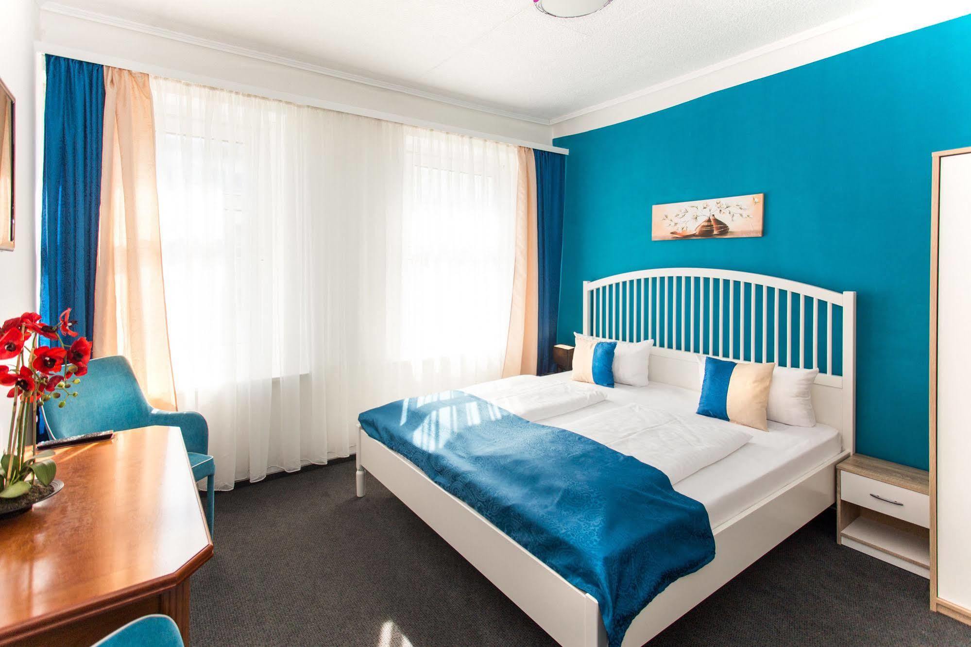 Hotel Condor Hamburg Bagian luar foto